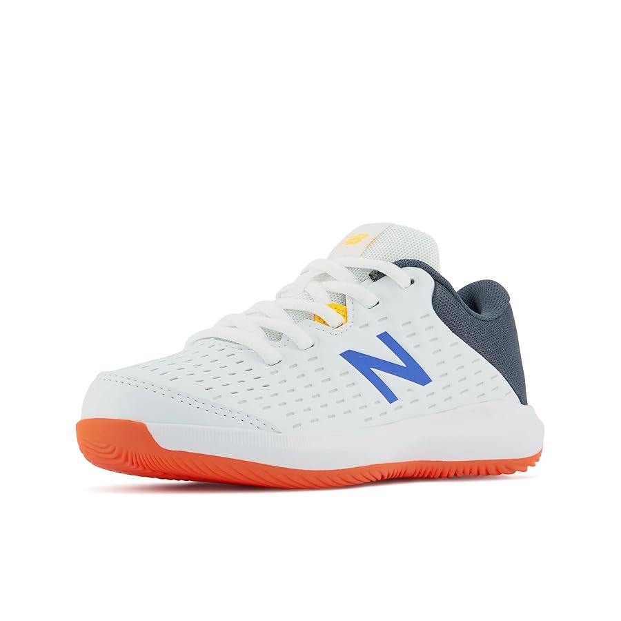 Amazon.com | New Balance Boy's 696 V4 Tennis Shoe, White